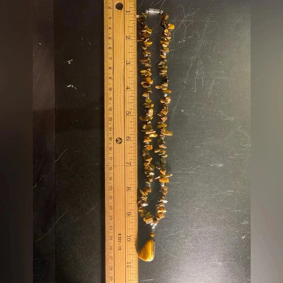 Vintage Tiger Eye Gemstone Necklace - Picture 9 of 9